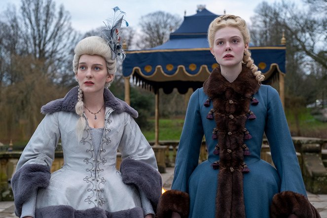 The Great - Meatballs at the Dacha - Filmfotos - Grace Molony, Elle Fanning