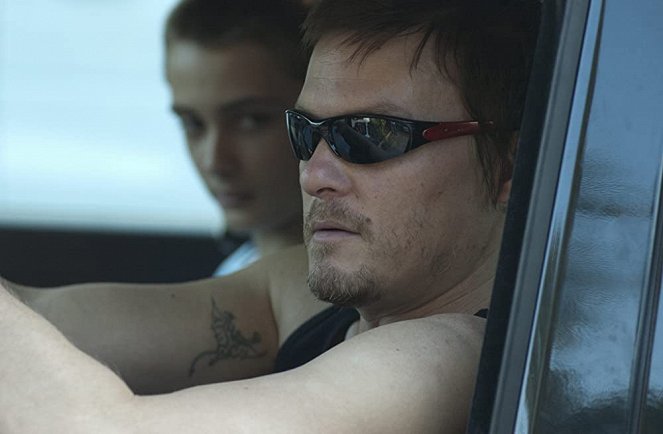 Trapped - Photos - Norman Reedus