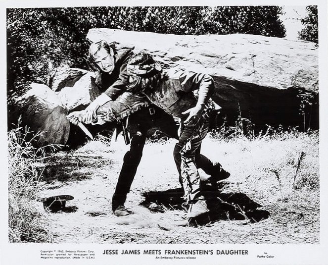 Jesse James Meets Frankenstein's Daughter - Mainoskuvat