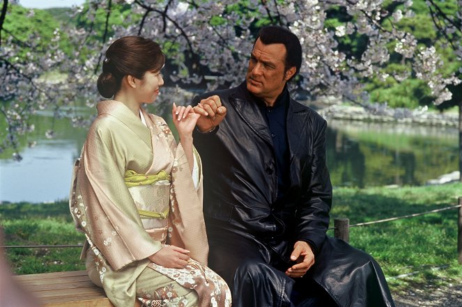 Into The Sun - Im Netz der Yakuza - Filmfotos - Steven Seagal