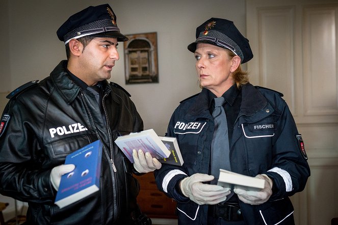 Policie Hamburk - Spojka z Tirany - Z filmu