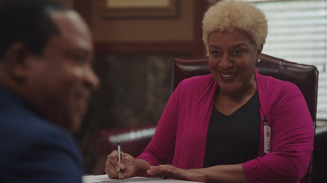 NCIS: New Orleans - Into Thin Air - De la película - CCH Pounder