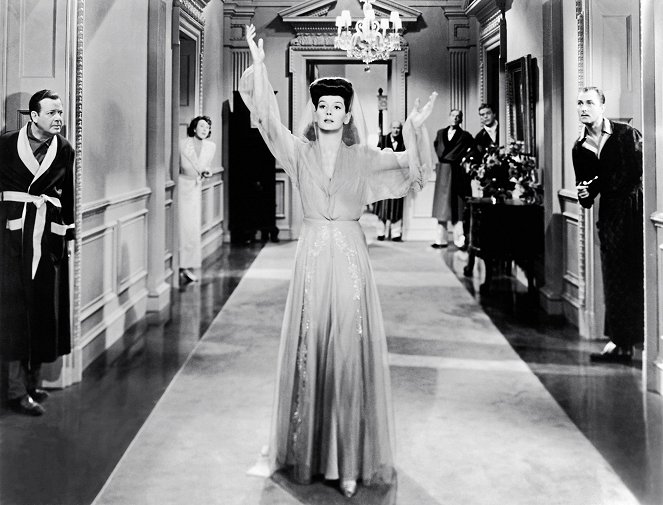 What a Woman! - Filmfotos - Rosalind Russell