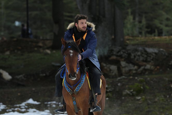 Benim Adım Melek - Episode 26 - Photos - Mustafa Mert Koç