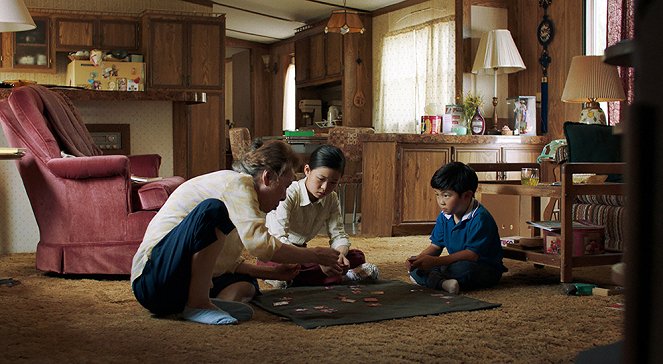 Minari. Historia de mi familia - De la película - Yuh-jung Youn, Ye-ri Han, Alan S. Kim