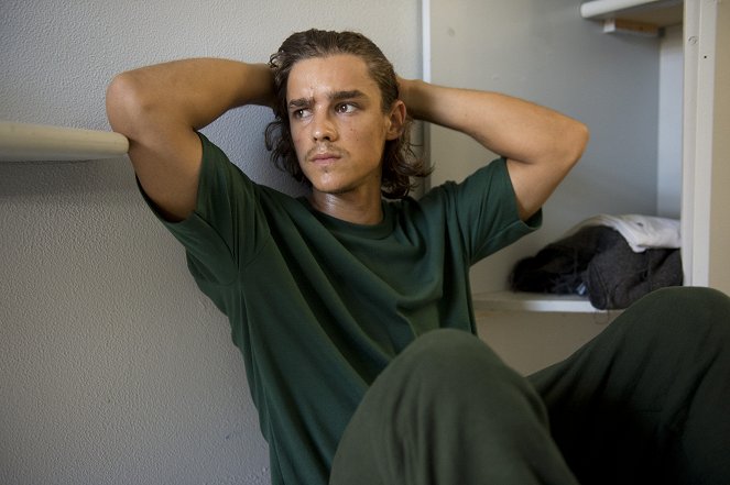 Spojenec - Z filmu - Brenton Thwaites