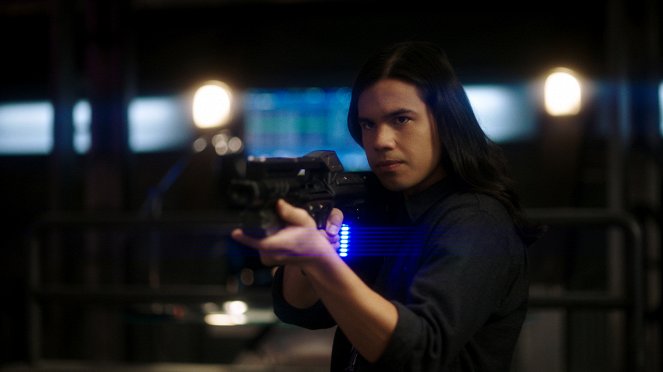 The Flash - Season 7 - The Speed of Thought - Van film - Carlos Valdes