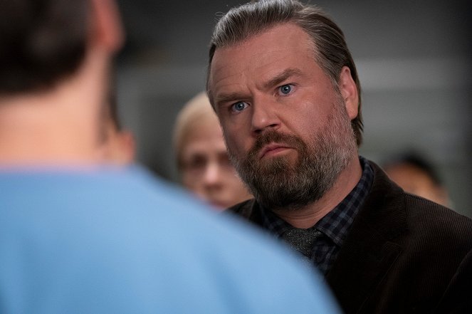 New Amsterdam - The New Normal - Photos - Tyler Labine