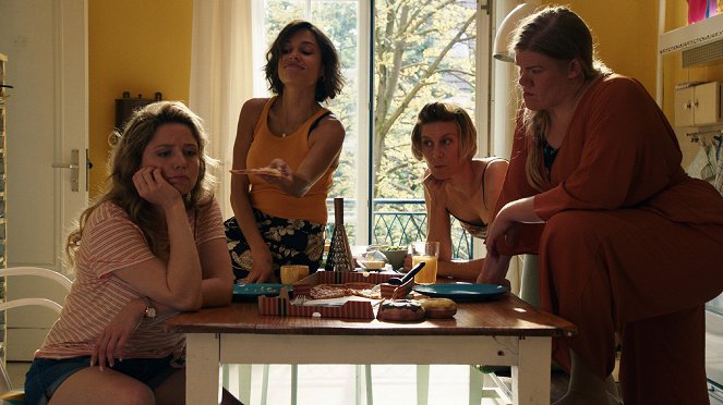 Schwester, Schwester - Hier liegen Sie richtig! - Scheiß aufs Schicksal - Z filmu - Caroline Maria Frier, Anna Julia Antonucci, Mareile Blendl, Gisa Flake