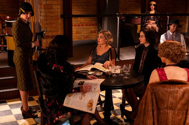 Frankie Drake rejtélyek - Season 4 - A lányok nem tehetnek róla - Filmfotók