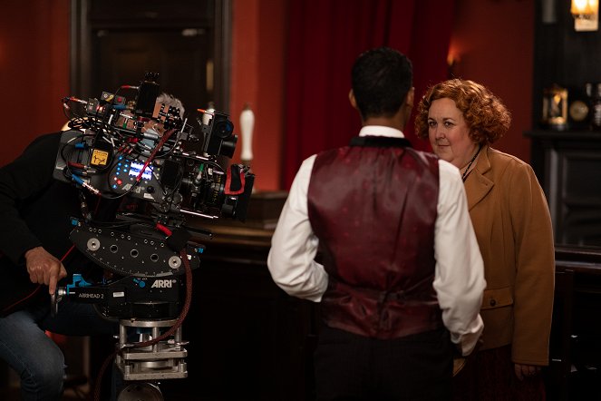 Frankie Drake Mysteries - Life Is a Cabaret - Tournage