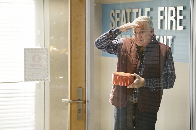 Station 19 - Season 4 - Learning to Fly - Photos