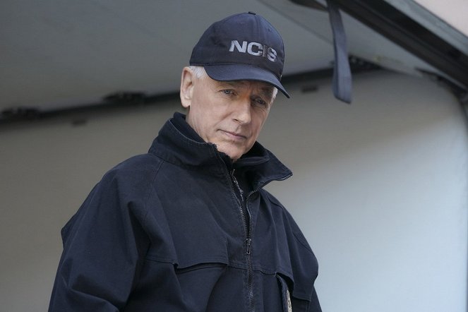 NCIS: Naval Criminal Investigative Service - Winter Chill - Van film - Mark Harmon