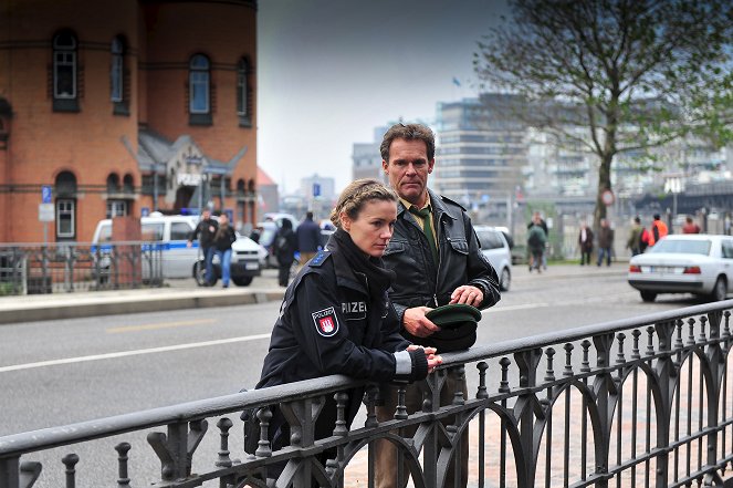 Policie Hamburk - Strach o Emmu - Z filmu