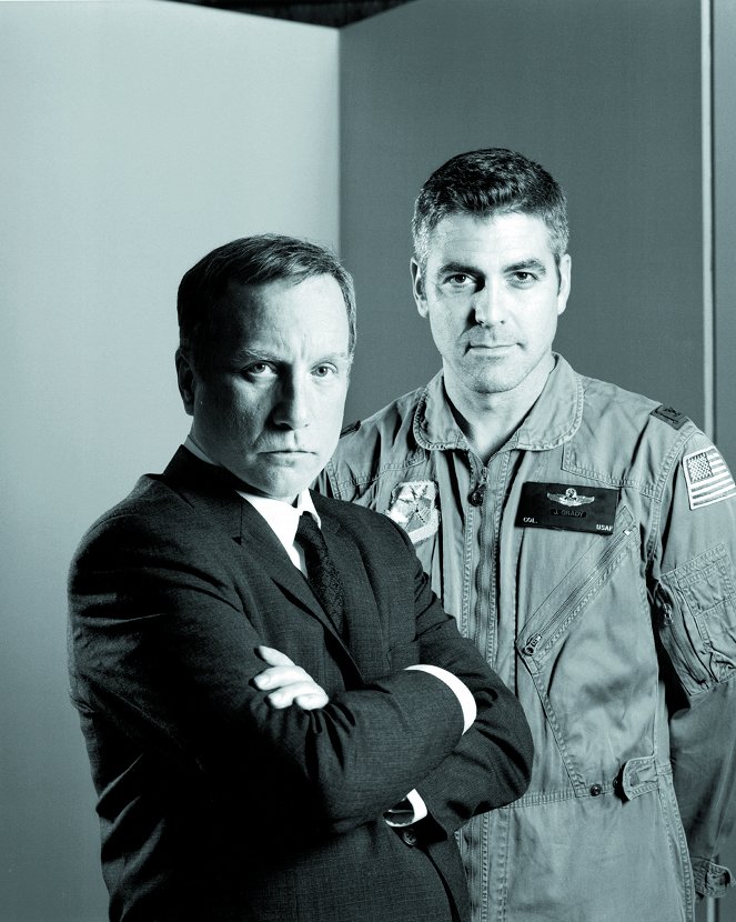 Bombabiztos - Promóció fotók - Richard Dreyfuss, George Clooney