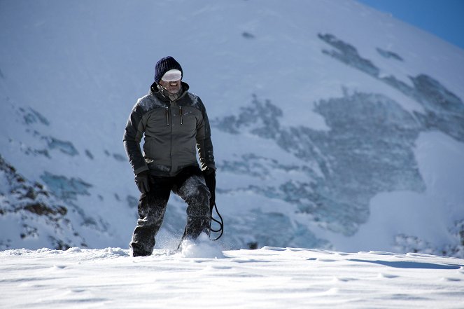A hegyimentők - Season 8 - Hóvakság - Filmfotók
