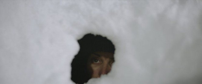 30 Grad unter Null - Gefangen im Schnee - Filmfotos - Genesis Rodriguez