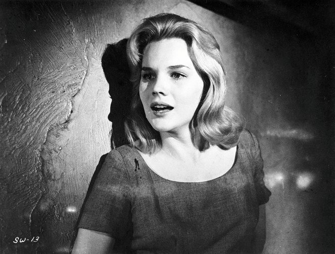 Something Wild - De la película - Carroll Baker