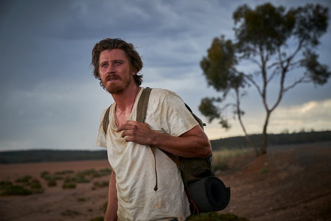 Dirt Music - Do filme - Garrett Hedlund