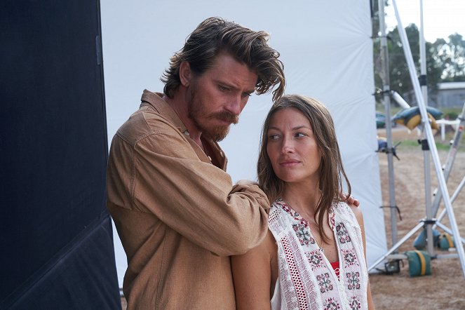 Un amor salvaje - De la película - Garrett Hedlund, Kelly Macdonald