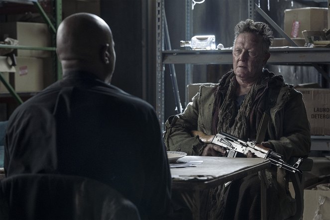 The Walking Dead - One More - Photos - Robert Patrick