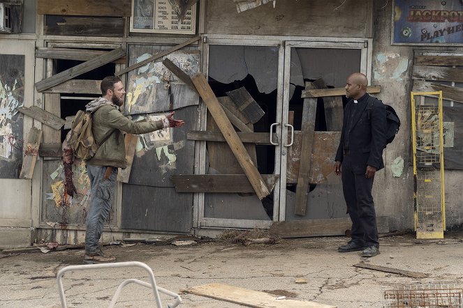The Walking Dead - One More - Photos - Ross Marquand, Seth Gilliam