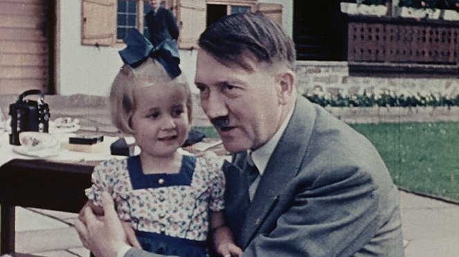 Krieg und Holocaust - Der deutsche Abgrund - Flächenbrand 1936–1940 - De la película - Adolf Hitler