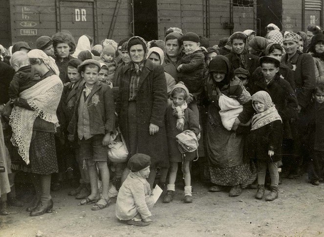 Krieg und Holocaust - Der deutsche Abgrund - Völkermord 1942–1944 - Filmfotos