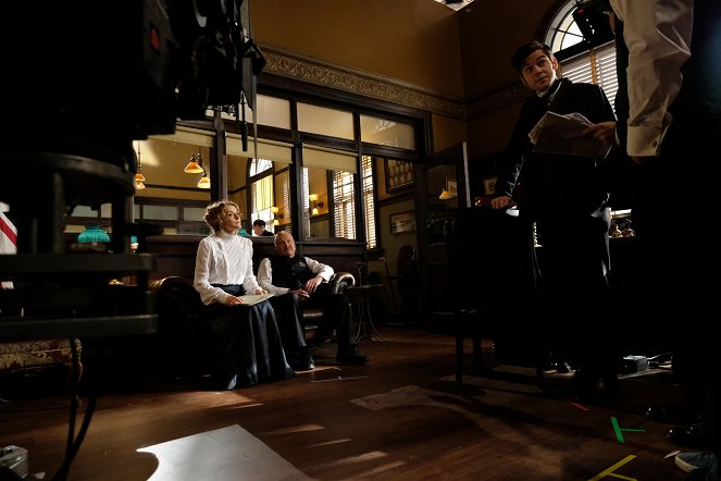 Murdoch Mysteries - Shadows Are Falling - Making of