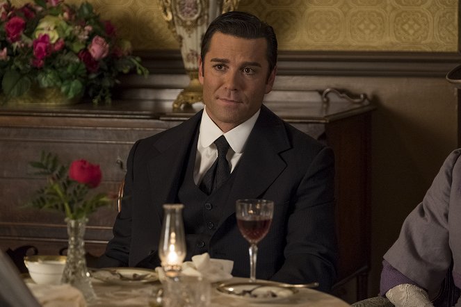 Murdoch Mysteries - Dr. Osler Regrets - Photos