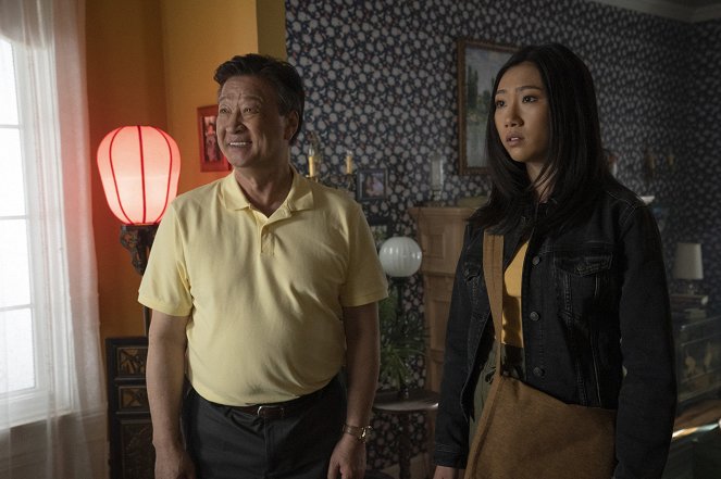 Kung Fu - Season 1 - Pilot - Photos - Tzi Ma, Olivia Liang