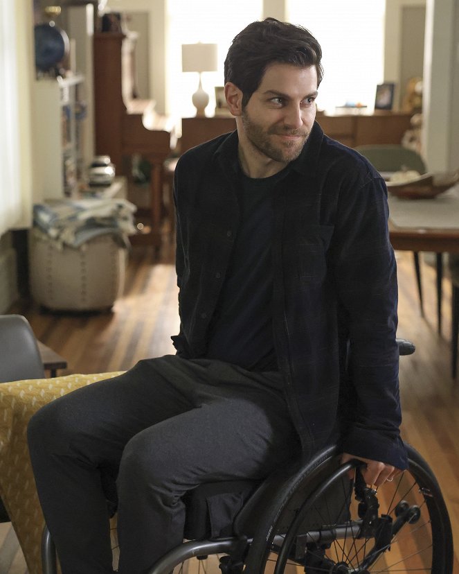 A Million Little Things - The Price of Admission - Van film - David Giuntoli