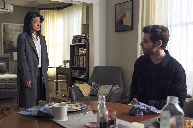 A Million Little Things - The Price of Admission - Photos - Grace Park, David Giuntoli