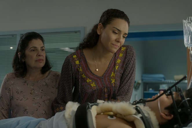 Cobra Kai - Season 3 - Film - Rose Bianco, Vanessa Rubio, Xolo Maridueña