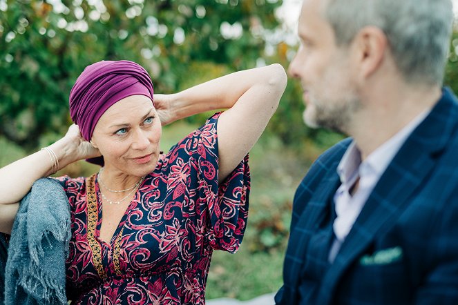 Ein Tisch in der Provence - Ein Tisch in der Provence: Zwei Ärzte im Aufbruch - Photos - Gesine Cukrowski, Björn-Ole Blunck