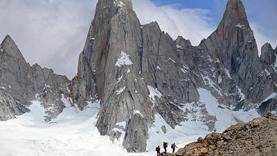 Base-Jumping über den Wolken Patagoniens - Filmfotos
