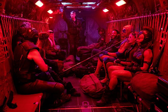 O Esquadrão Suicida - Do filme - Michael Rooker, Joel Kinnaman, Jai Courtney, Flula Borg, Margot Robbie, Mayling Ng