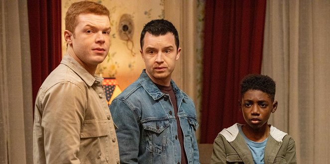Shameless - Two at a Biker Bar, One in the Lake - Photos - Noel Fisher, Cameron Monaghan, Christian Isaiah