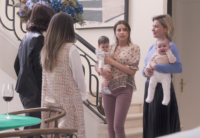 Daughter from Another Mother - Season 1 - Family Dynamics - Photos