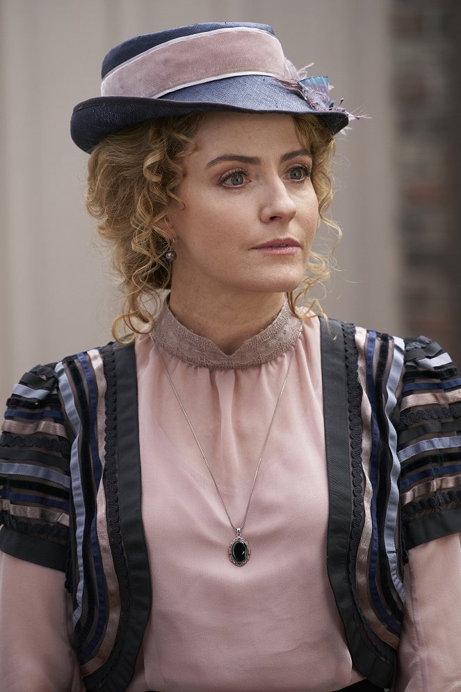 Murdoch Mysteries - Rigid Silence - Photos