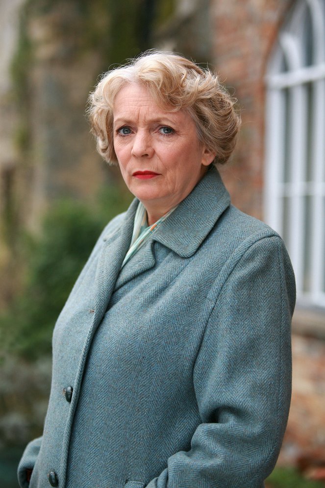 Agatha Christie's Marple - Inocencia trágica - Promoción - Alison Steadman