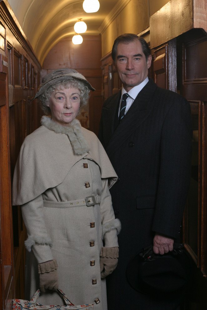 Agatha Christie Marple kisasszonya - Season 2 - A Sittaford-rejtély - Promóció fotók