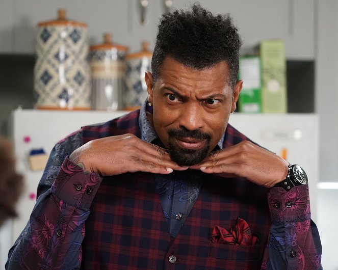 Black-ish - Move-In Ready - Photos - Deon Cole