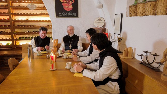 Die Osterglocken läuten Von Klostergeheimnissen und kulinarischen Köstlichkeiten - Photos