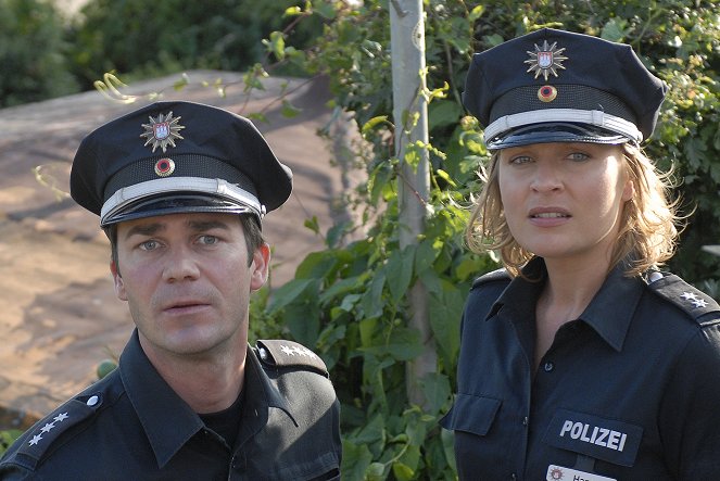 Polícia Hamburg - Kein Weg zurück - Z filmu - Thomas Scharff, Sanna Englund
