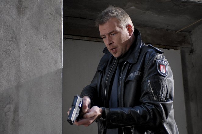 Polícia Hamburg - Season 2 - Tajemství čtvrti na předměstí - Z filmu