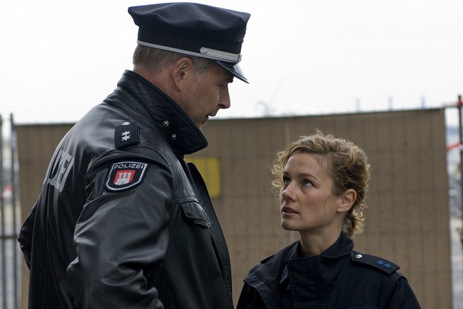 Policie Hamburk - Boje v podezření - Z filmu - Frank Vockroth, Rhea Harder