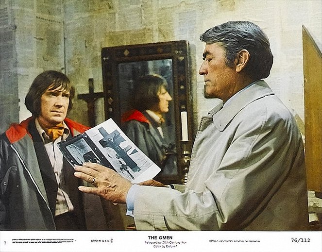The Omen - Lobby Cards - David Warner, Gregory Peck