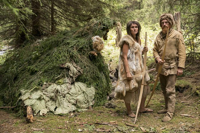 Surviving the Stone Age: Adventure to the Wild - Van film