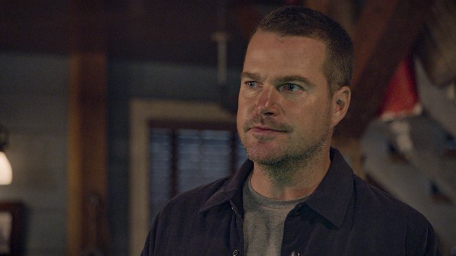 NCIS: Los Angeles - Red Rover, Red Rover - Photos - Chris O'Donnell